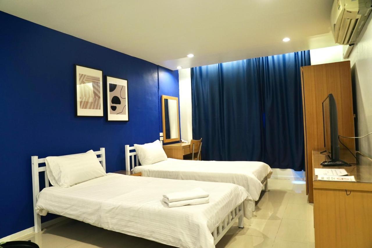 The View Residence Bangkok Bagian luar foto