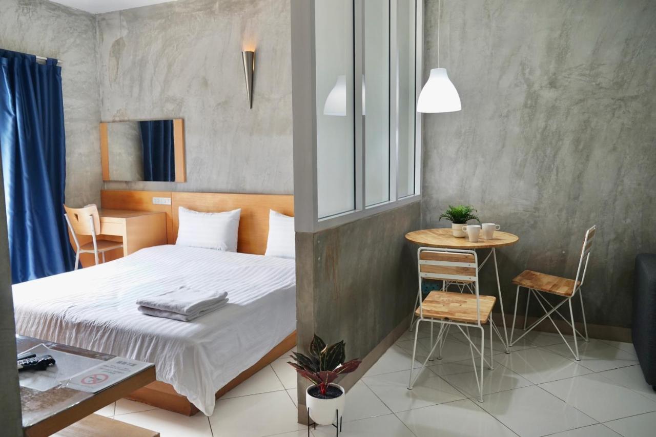 The View Residence Bangkok Bagian luar foto