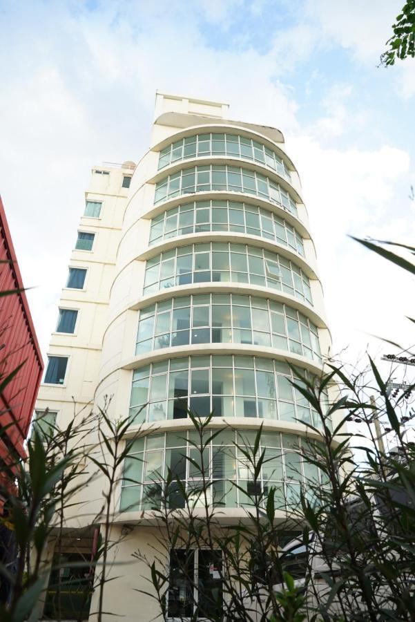 The View Residence Bangkok Bagian luar foto
