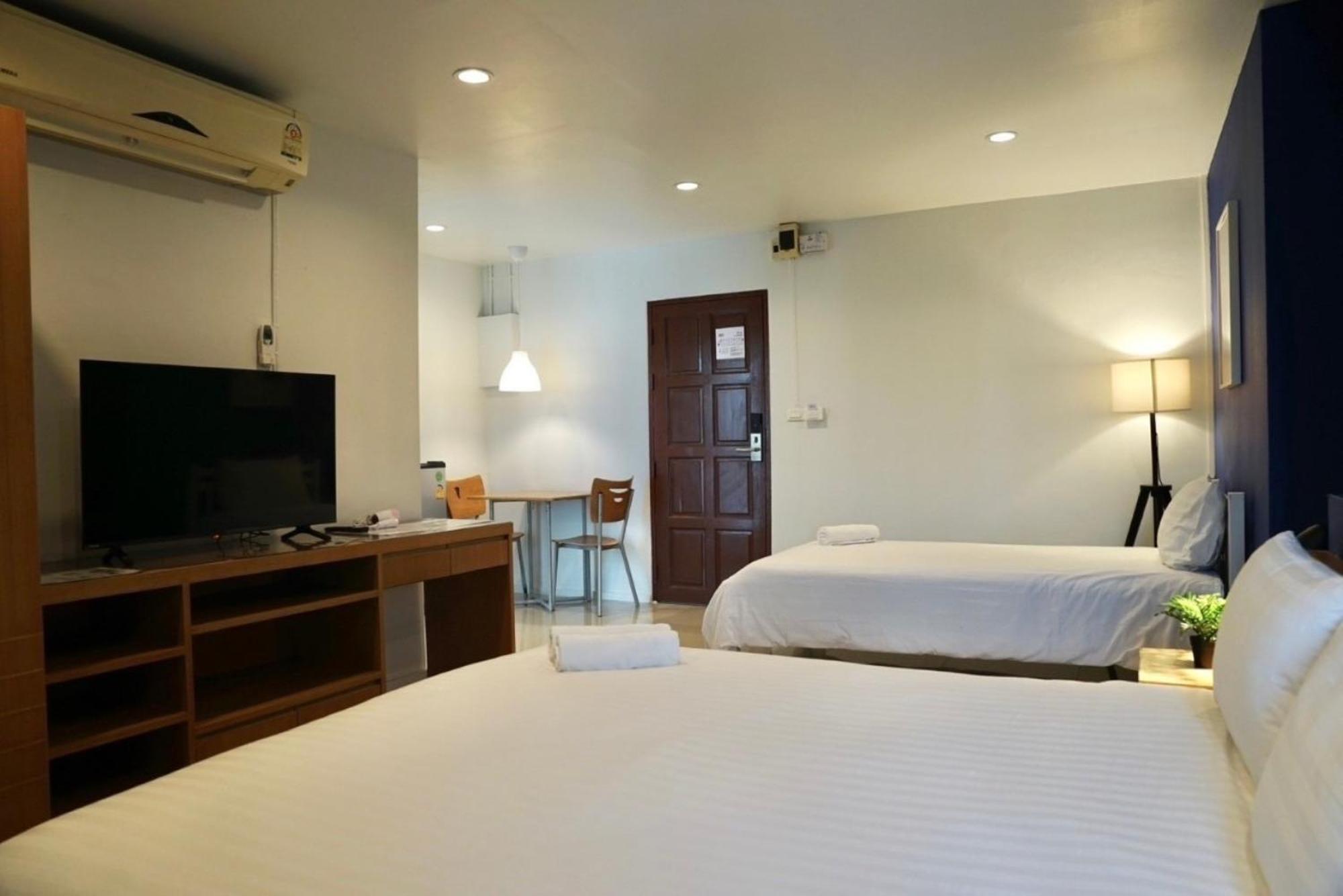 The View Residence Bangkok Bagian luar foto