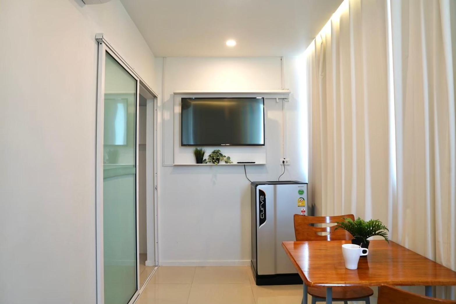 The View Residence Bangkok Bagian luar foto